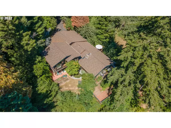 North Bend, OR 97459,93472 OSPREY LN