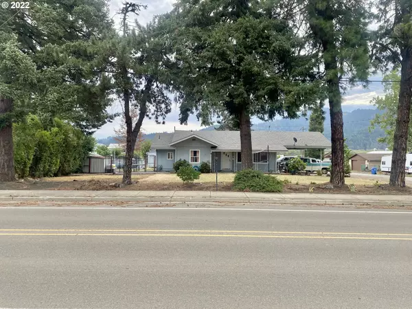 Sutherlin, OR 97479,1076 S COMSTOCK RD