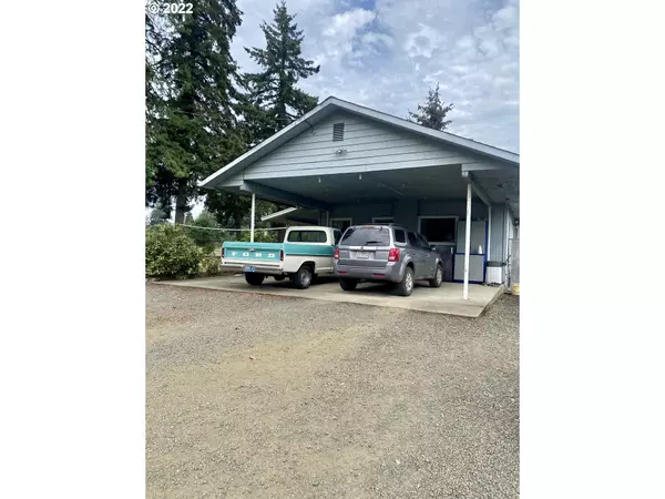 Sutherlin, OR 97479,1076 S COMSTOCK RD