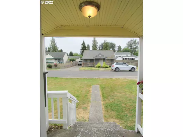 Kelso, WA 98626,903 ELIZABETH ST