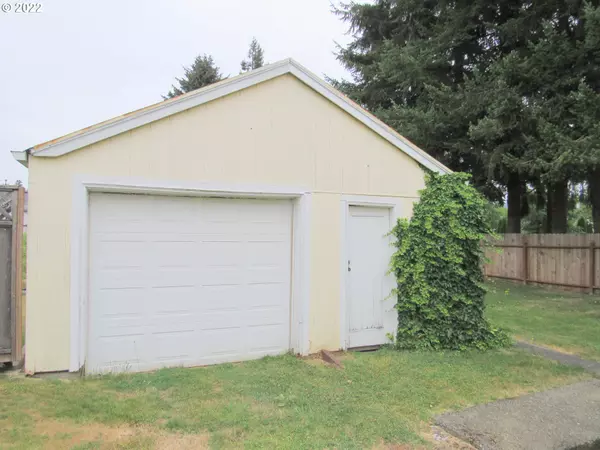 Kelso, WA 98626,903 ELIZABETH ST