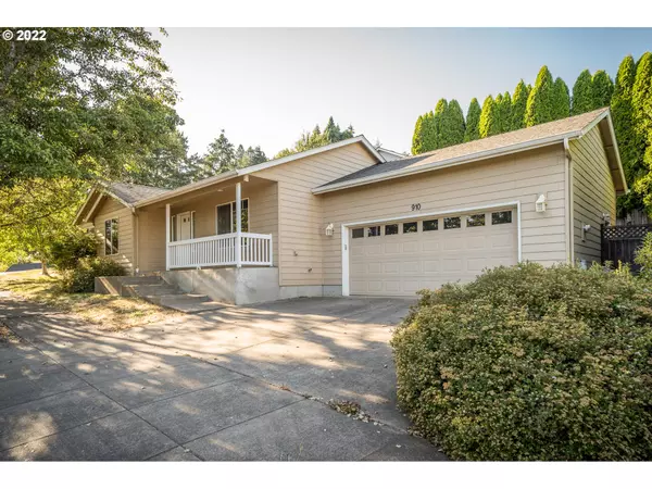 Corvallis, OR 97330,910 NW ANJNI CIR