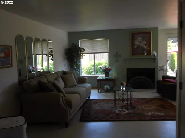 Milwaukie, OR 97267,7332 SE THIESSEN RD