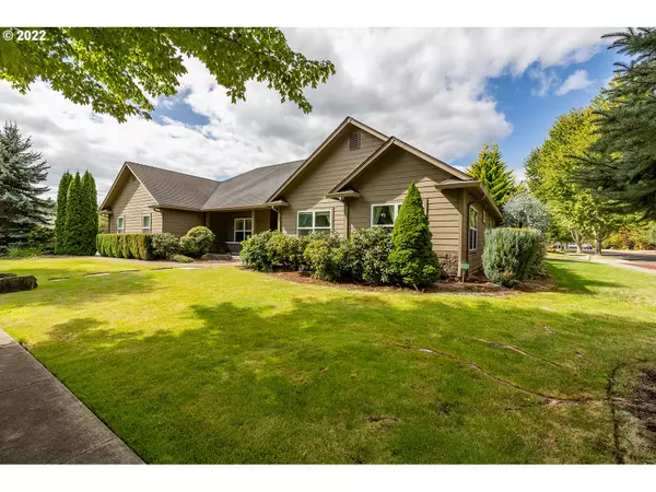 Veneta, OR 97487,88166 FERN MEADOWS LN