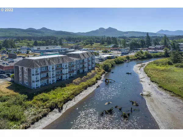 Seaside, OR 97138,1108 S Holladay DR #32