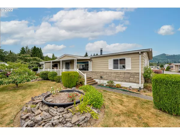 2365 KINGFISHER LN, Kelso, WA 98626