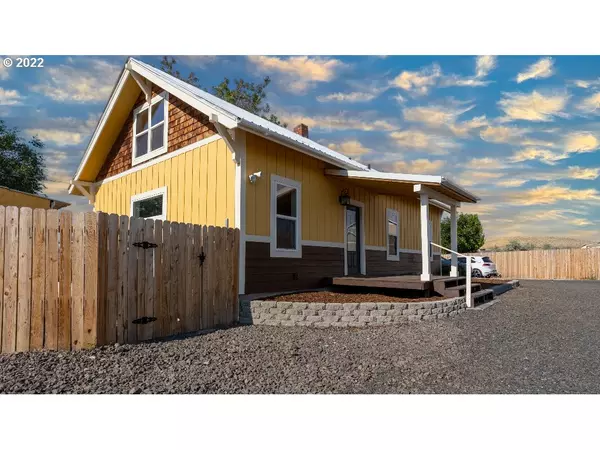 1388 TUTUILLA RD, Pendleton, OR 97801