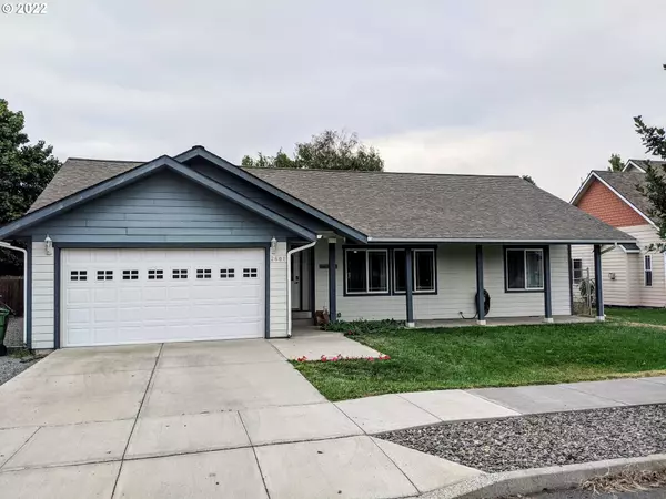 La Grande, OR 97850,2601 STARLIGHT DR