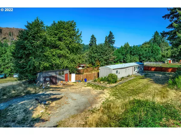 Carson, WA 98610,52 CHERYL LN