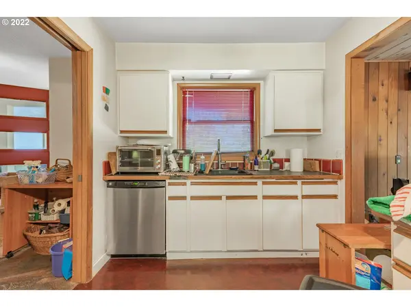 Portland, OR 97221,3820 SW DAKOTA ST