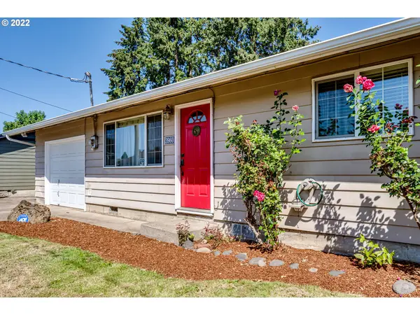 3960 VIRGINIA AVE, Springfield, OR 97478