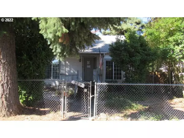 Canyonville, OR 97417,212 S PINE ST