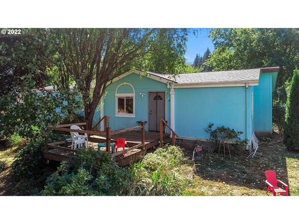 Cascade Locks, OR 97014,35 EVA LN