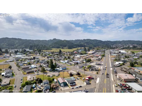 Reedsport, OR 97467,962 LAUREL AVE