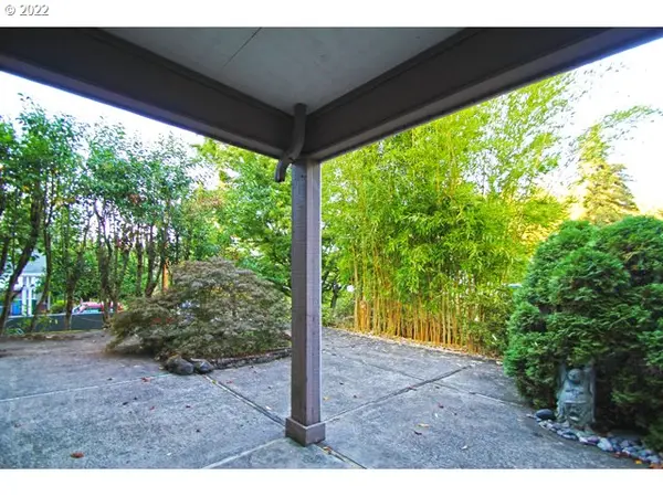 3366 HEATHER WAY, Eugene, OR 97405