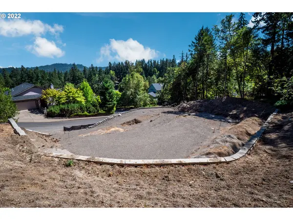 Eugene, OR 97405,3692 LAWRENCE ST