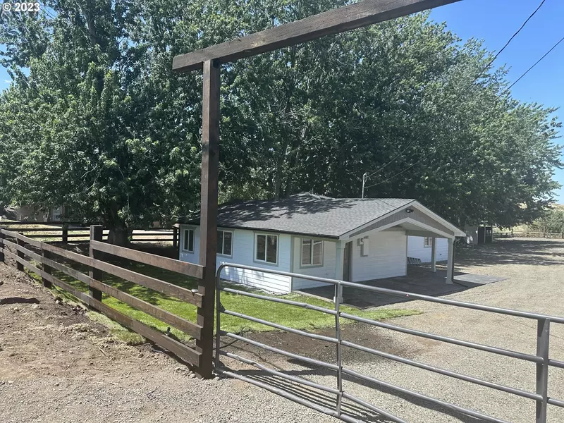 82588 COUSE CREEK RD, Milton Freewater, OR 97862