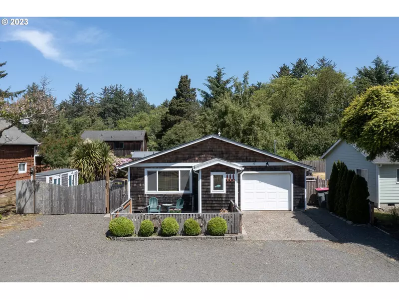 762 F ST, Gearhart, OR 97138