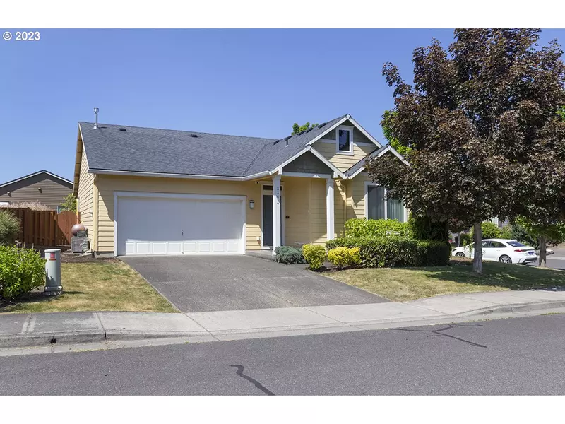 33417 SW HOLLAND DR, Scappoose, OR 97056