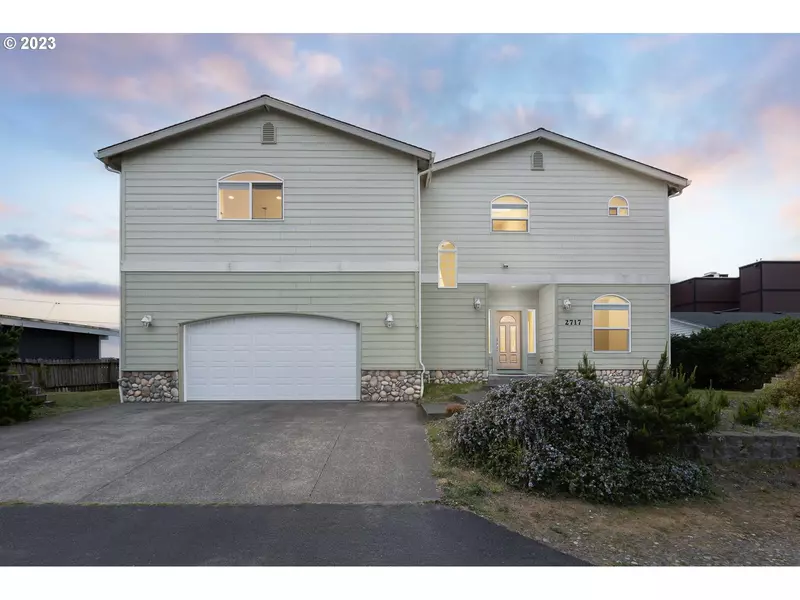 2717 NW JETTY AVE, Lincoln City, OR 97367