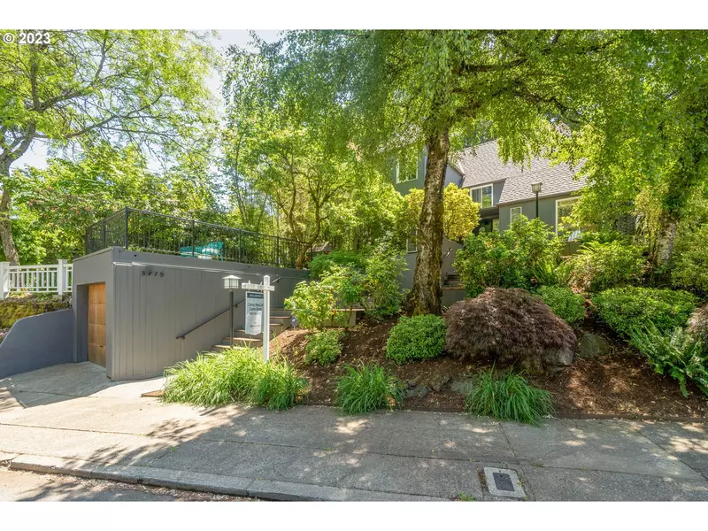 3775 SW CHEHALEM AVE, Portland, OR 97239