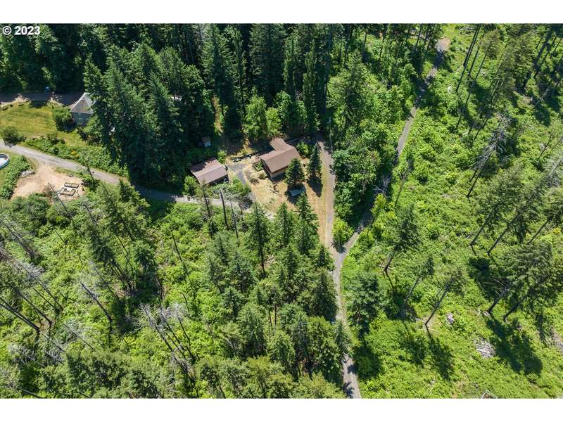 513 SW HARVEY RD, Cascade Locks, OR 97014