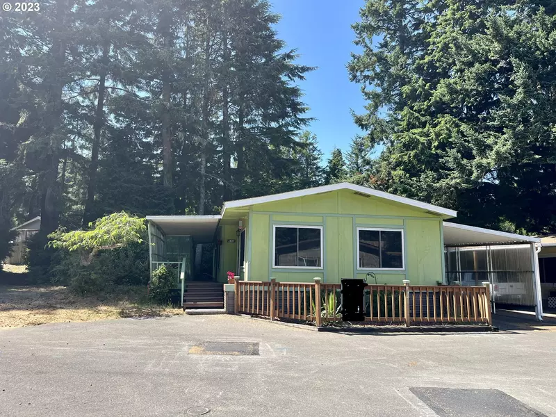 640 SHOREPINES HTS, Coos Bay, OR 97420