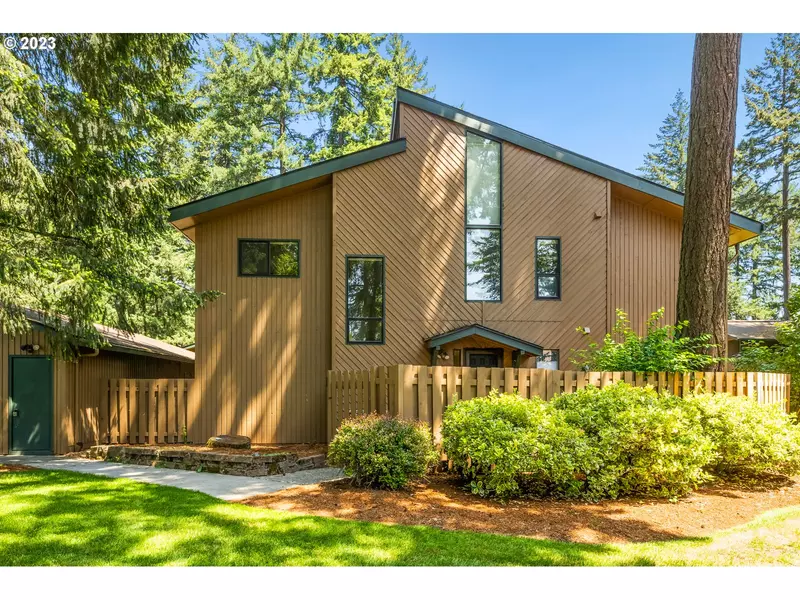 3234 SE 153RD AVE, Portland, OR 97236