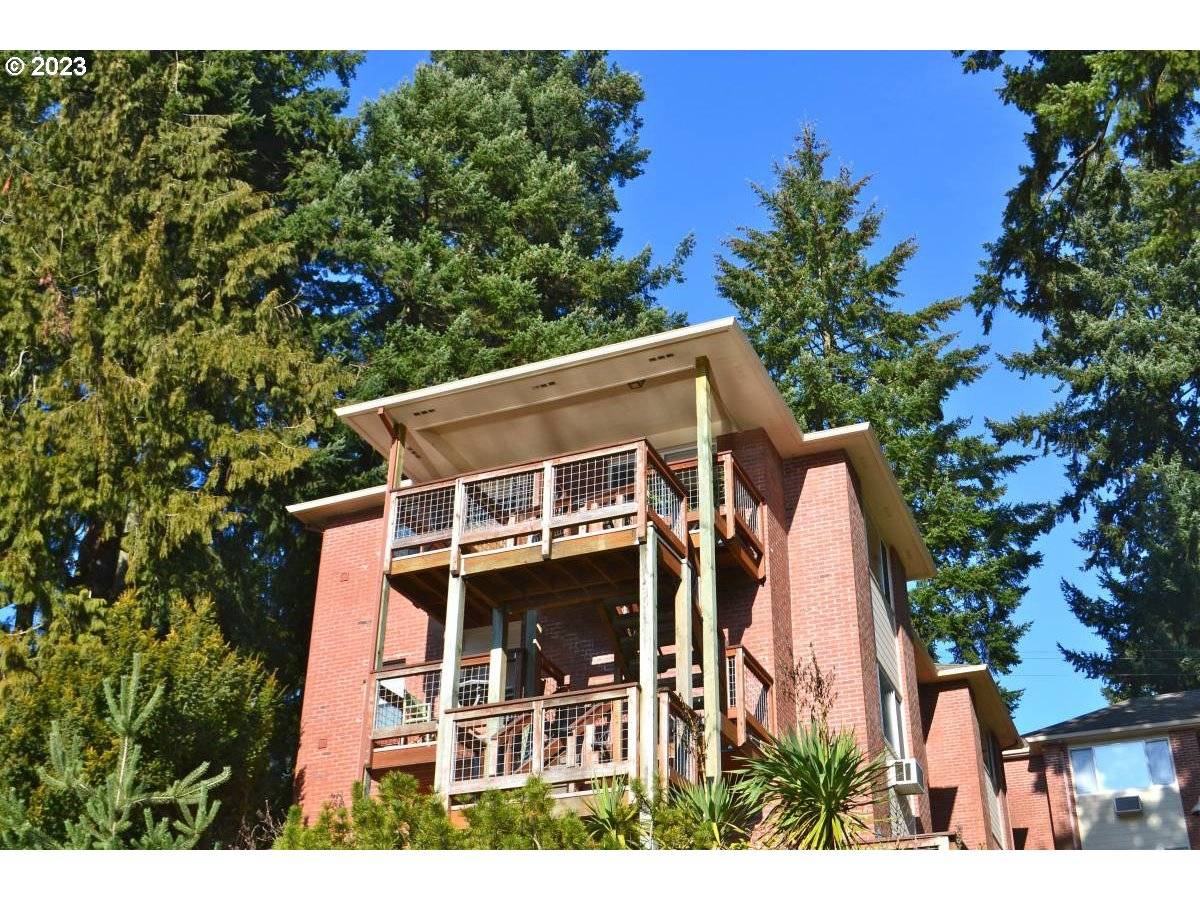 248 RIDGEWAY RD, Lake Oswego, OR 97034