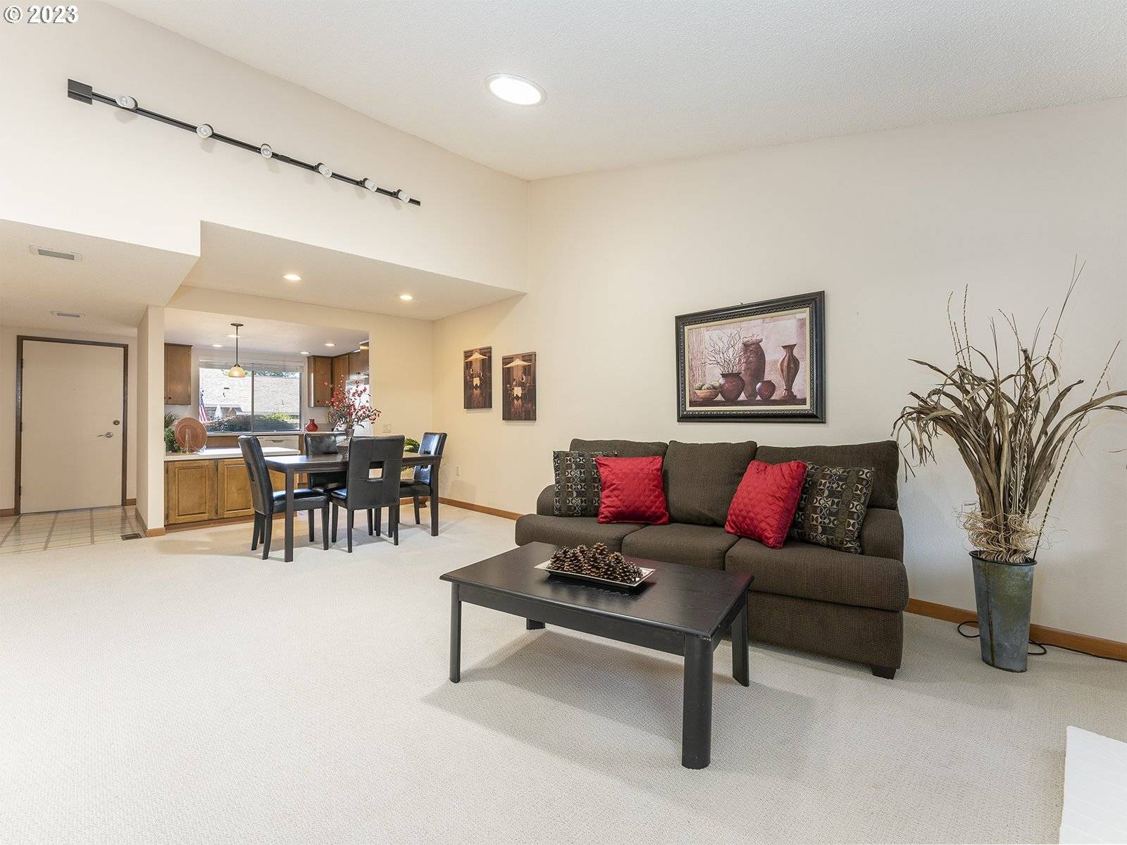 King City, OR 97224,16940 SW MATADOR LN