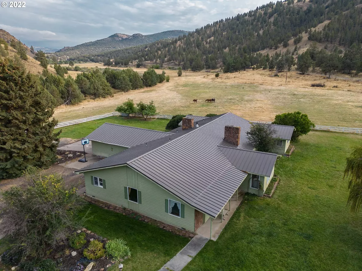 Ashwood, OR 97711,6500 NE Trout Creek RD