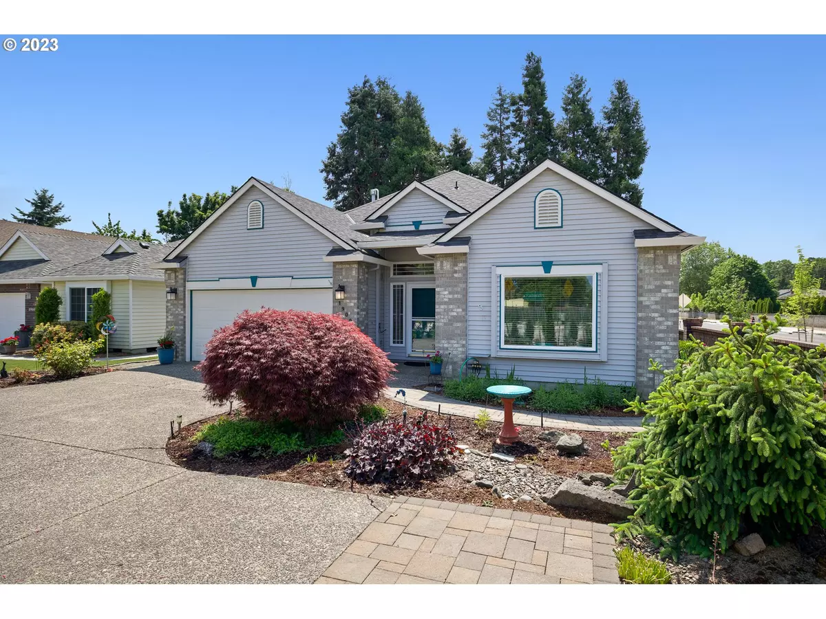 Hillsboro, OR 97124,1900 NE HAREWOOD PL