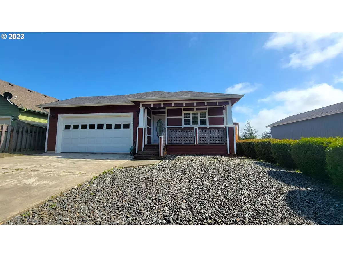 Coos Bay, OR 97420,885 BLANCO AVE