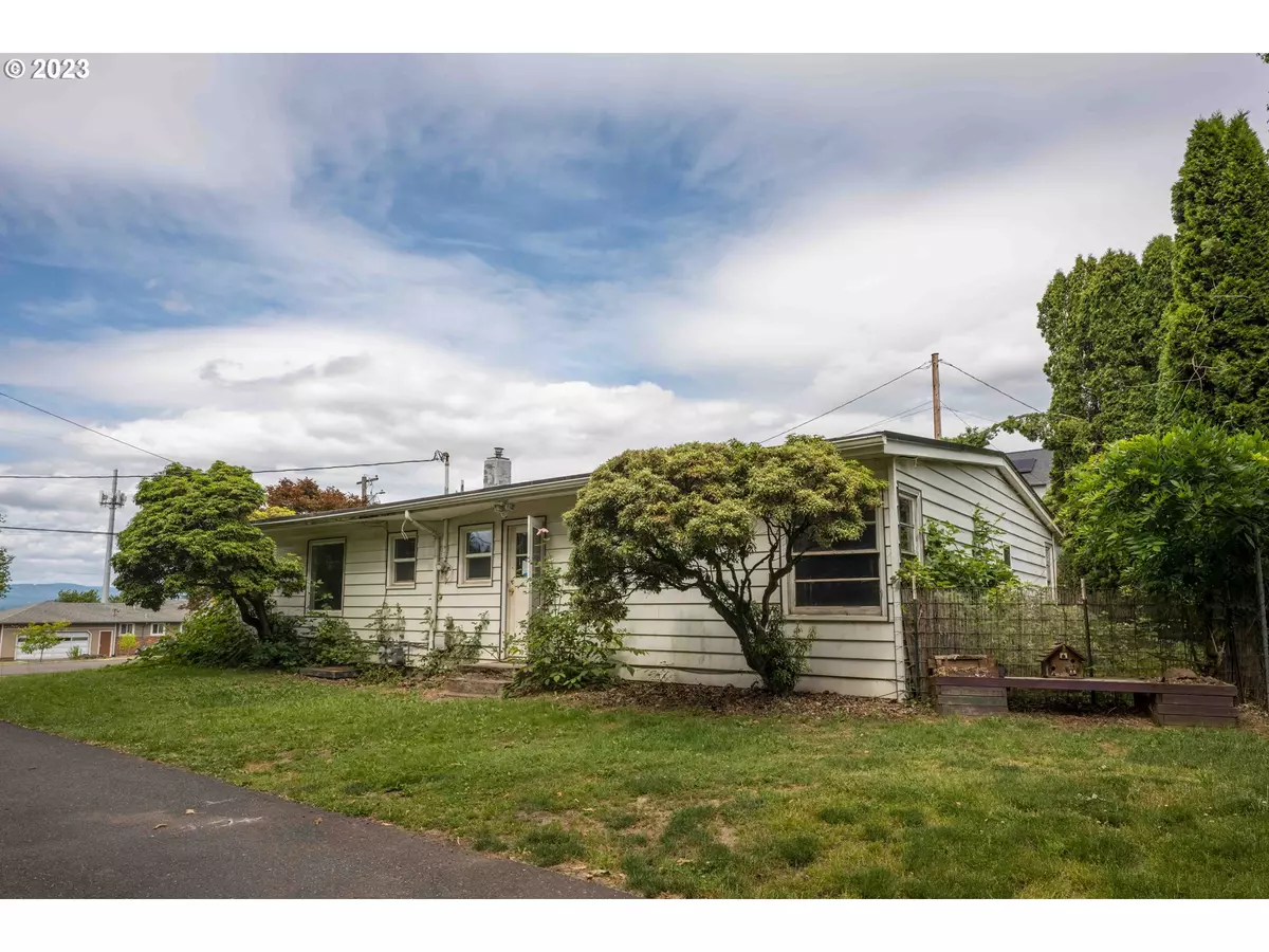 Gresham, OR 97030,22032 NE COUCH ST