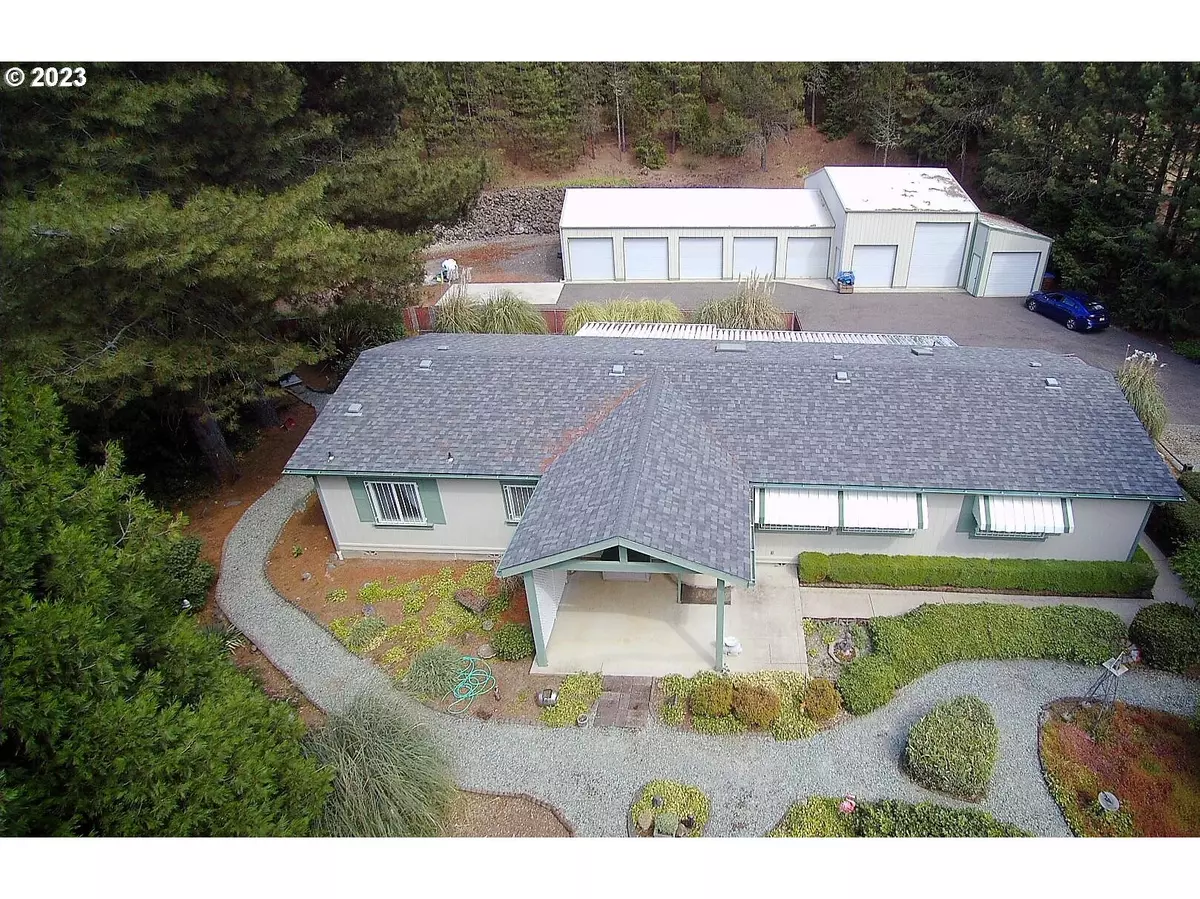 Myrtle Creek, OR 97457,142 LUKE CT