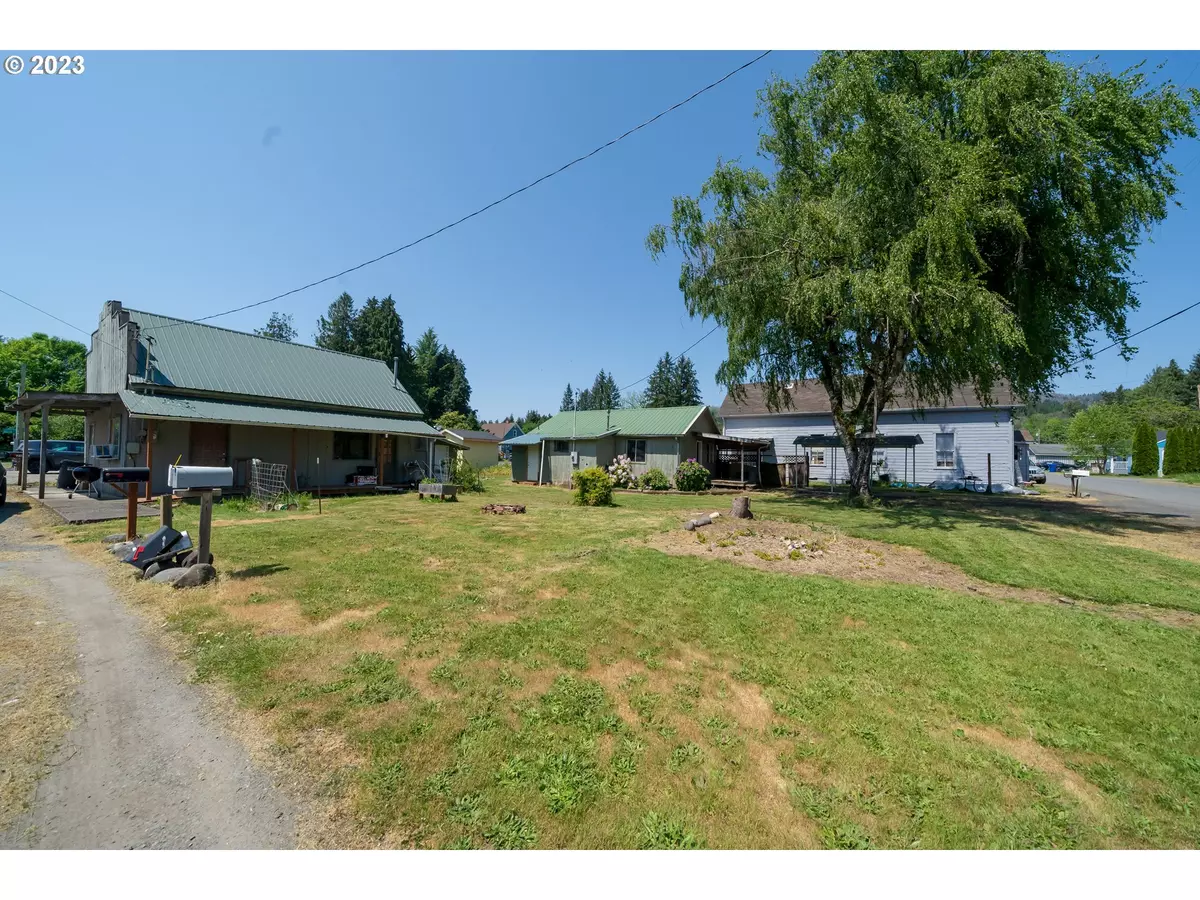 Stayton, OR 97383,11377 GROVE ST