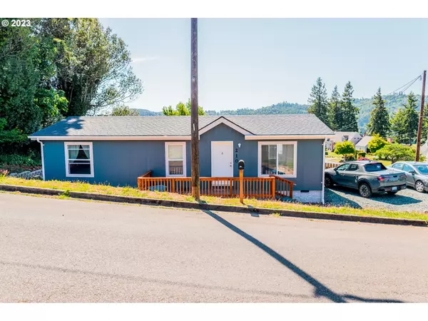 Myrtle Point, OR 97458,210 BENDER ST