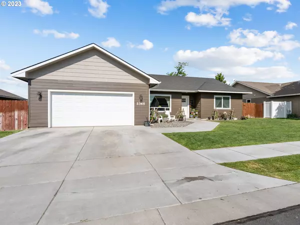 2365 NE 8TH ST, Hermiston, OR 97838