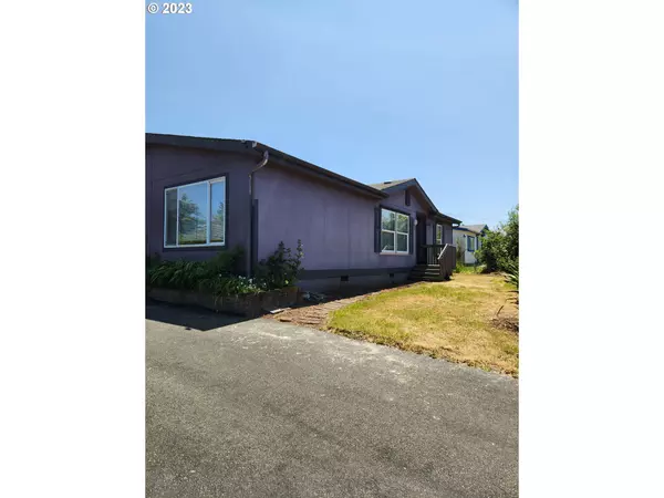 63705 S BARVIEW RD, Coos Bay, OR 97420