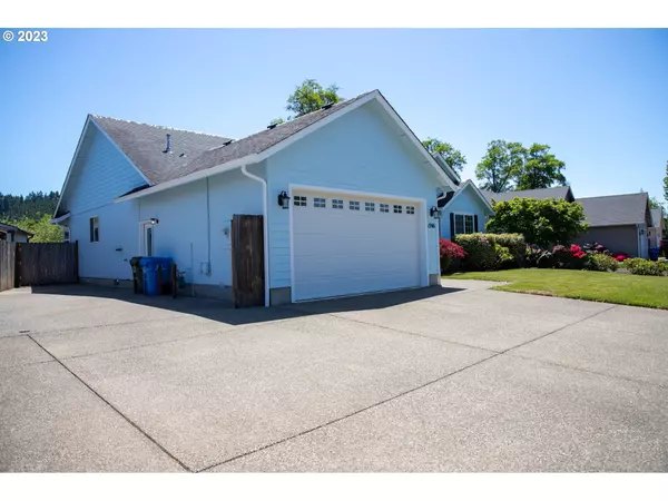 Sutherlin, OR 97479,1746 ASPEN RUN AVE