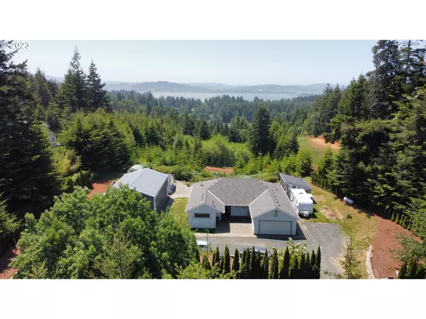 North Bend, OR 97459,94088 KIRKENDALL LN