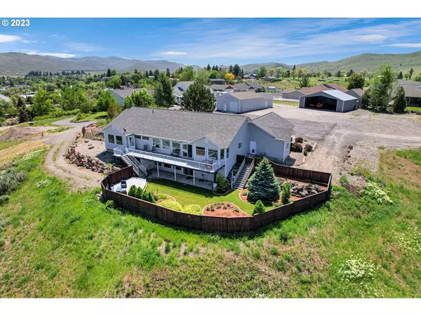 Baker City, OR 97814,3120 HIGHLAND DR