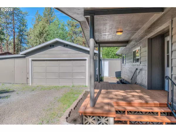 Bend, OR 97702,60903 GRANITE DR