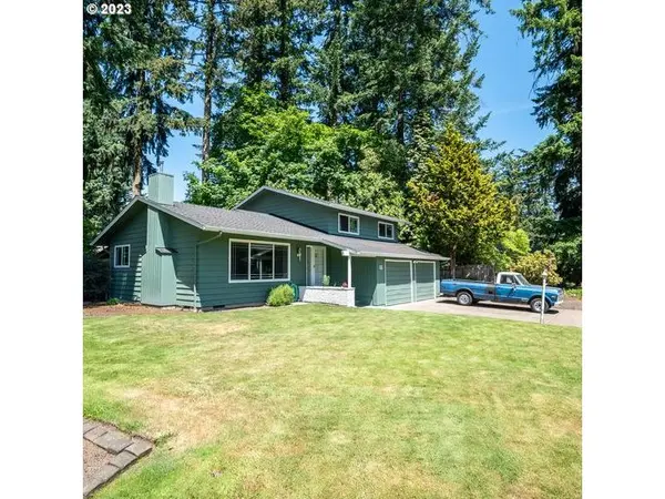 83 KINGSBURY AVE, Eugene, OR 97404