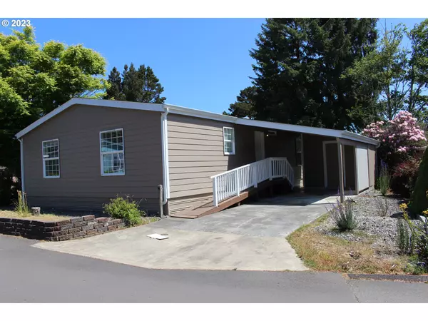 415 SHOREPINES AVE, Coos Bay, OR 97420