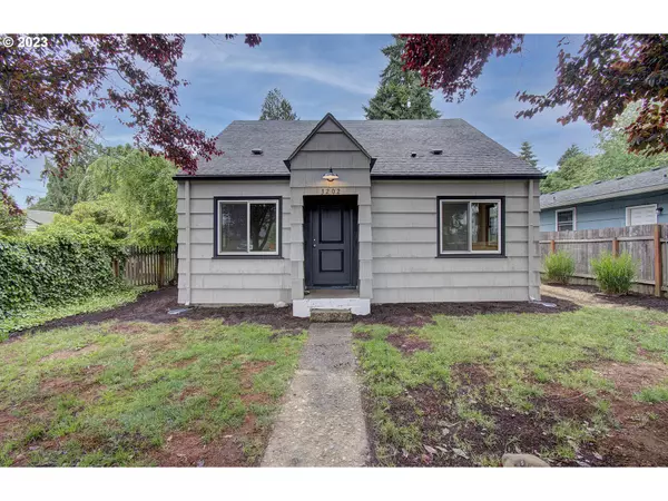 3202 WATSON AVE, Vancouver, WA 98661