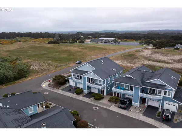 Bandon, OR 97411,1313 VILLAGE LOOP