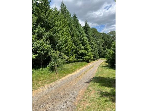 Patton AVE, Gaston, OR 97119