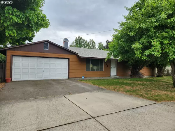 401 S 12TH ST, La Grande, OR 97850