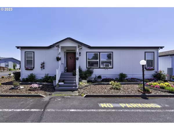 133 ARLINGTON PL, Longview, WA 98632